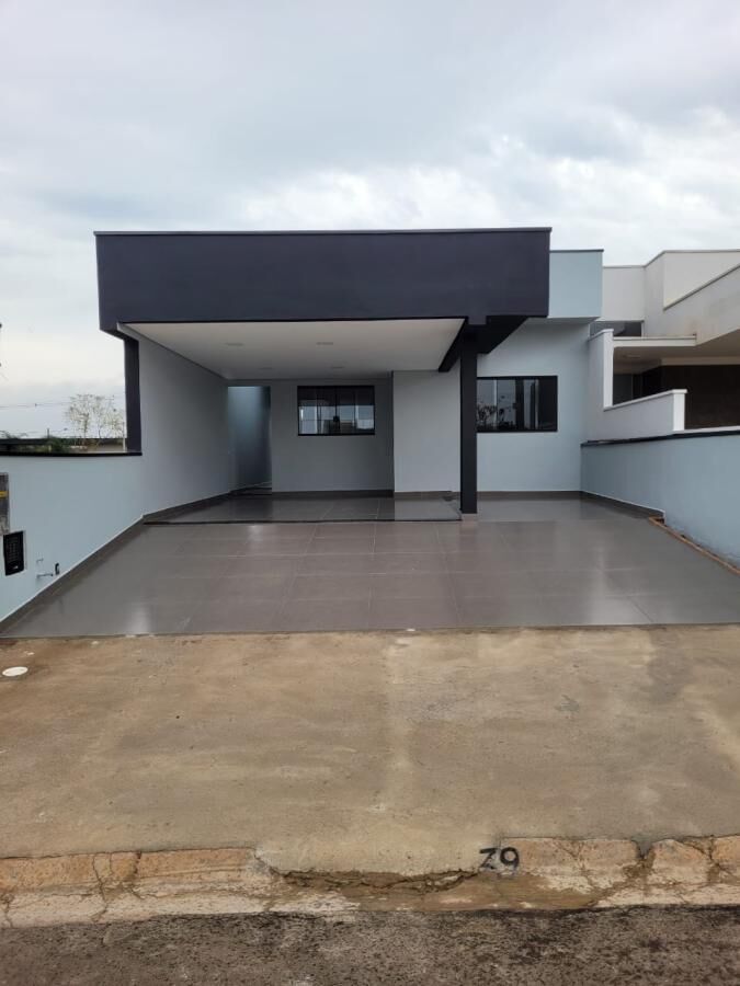 Casa à venda com 2 quartos, 88m² - Foto 1