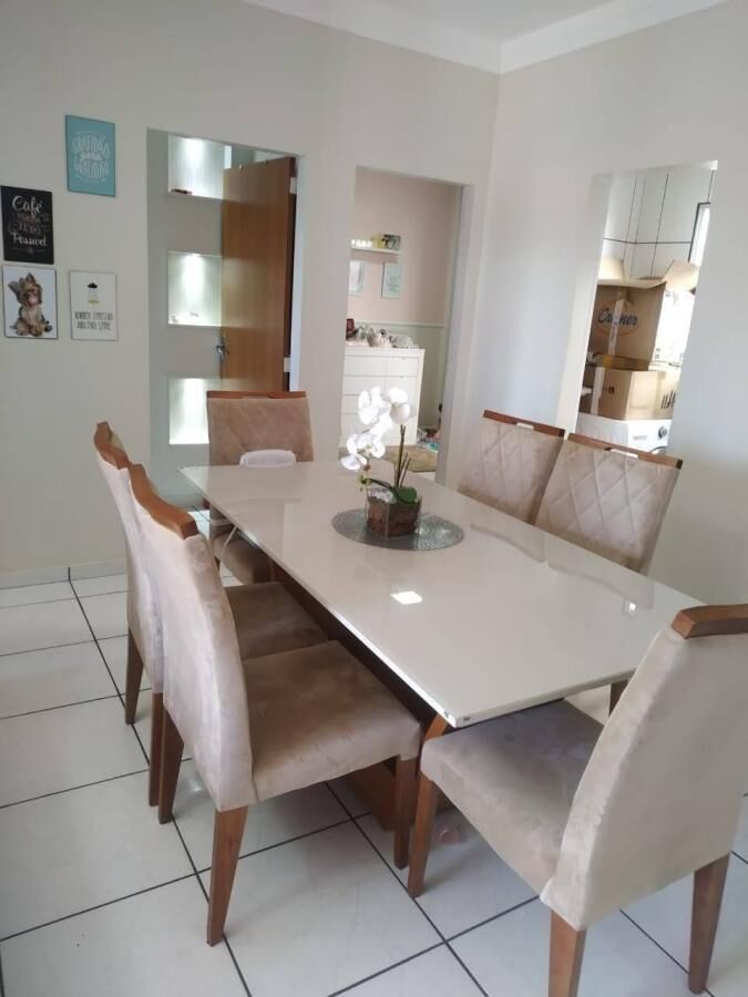 Apartamento à venda com 2 quartos, 62m² - Foto 1