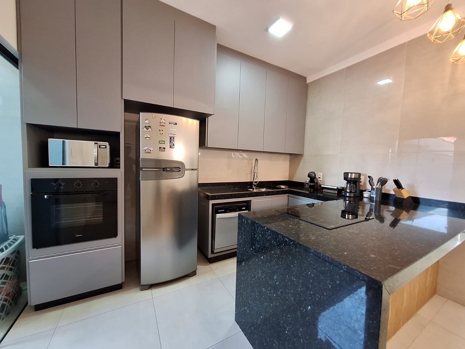 Casa à venda com 3 quartos, 127m² - Foto 2