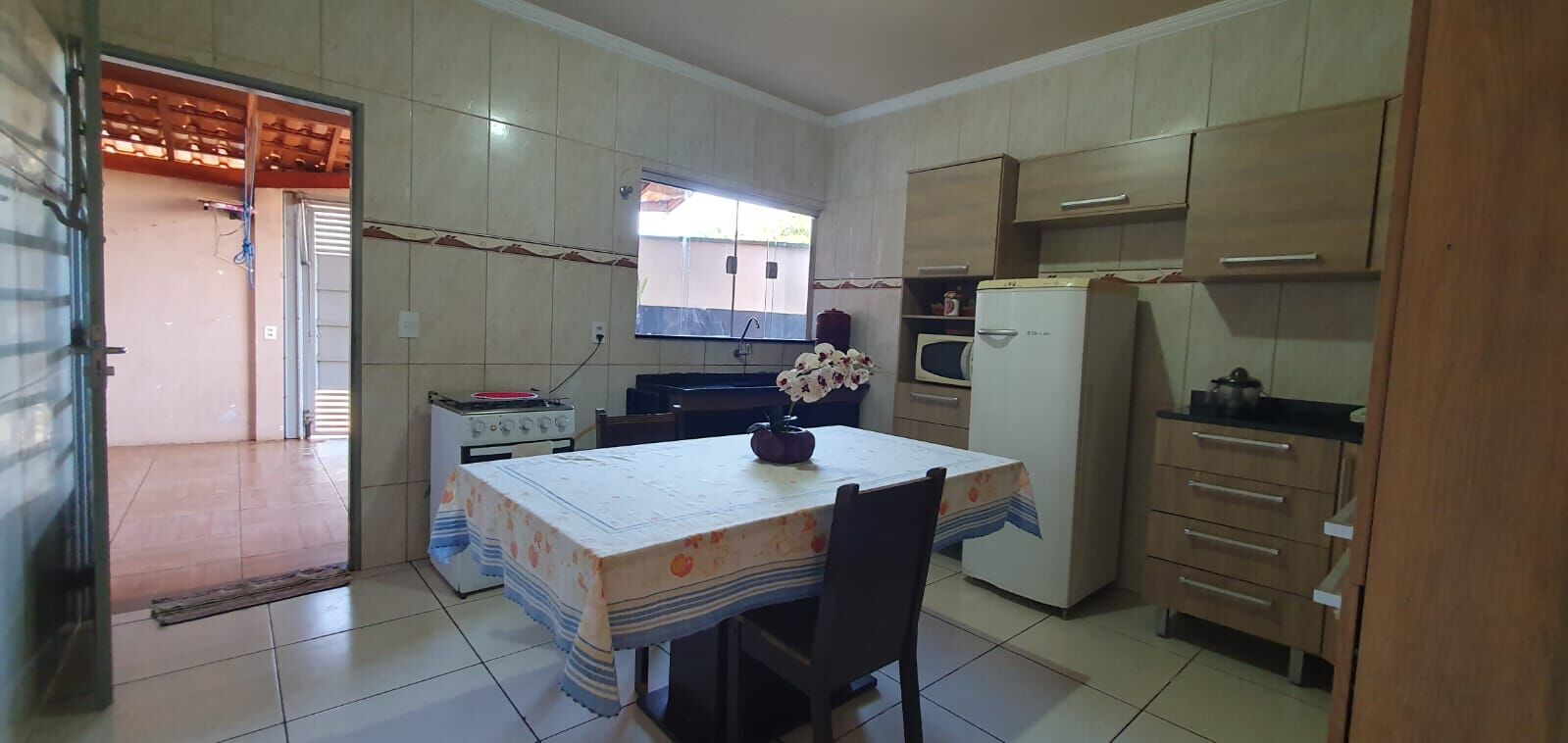 Casa à venda com 2 quartos, 62m² - Foto 5