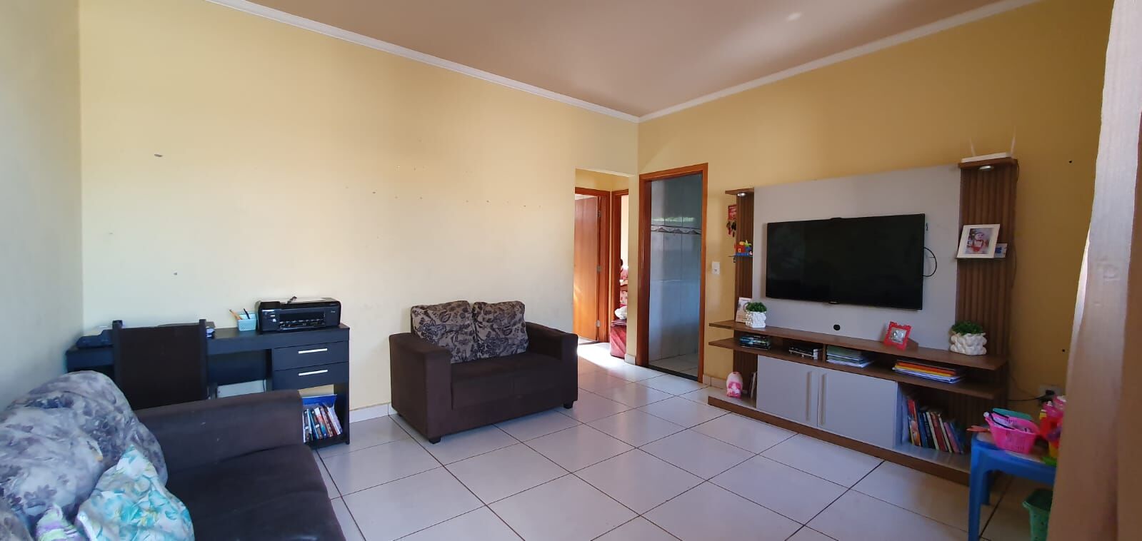 Casa à venda com 2 quartos, 62m² - Foto 3