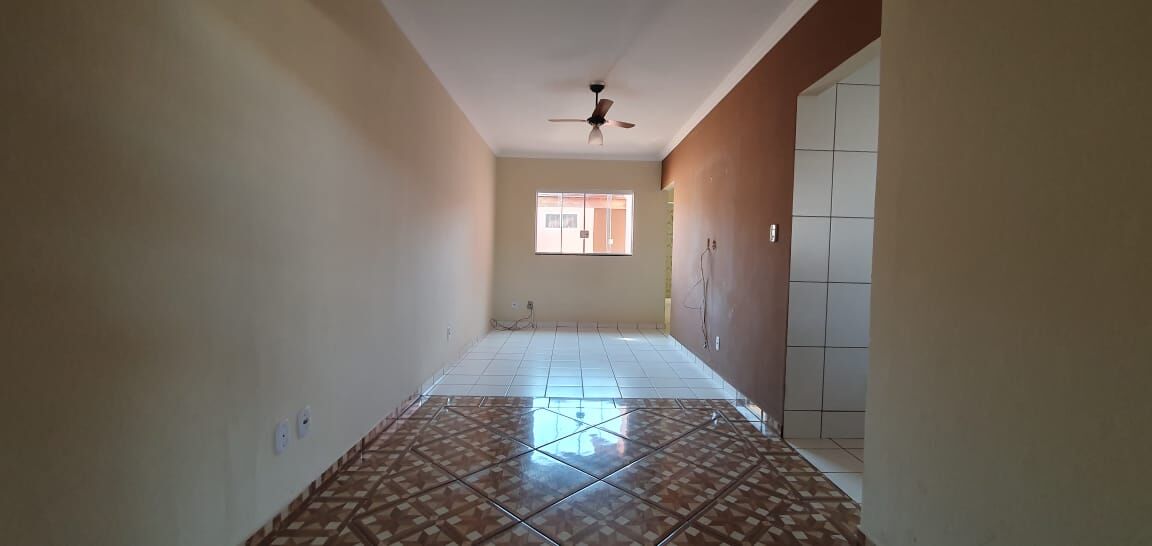 Casa à venda com 2 quartos, 121m² - Foto 4