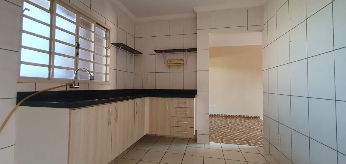 Casa à venda com 2 quartos, 121m² - Foto 6