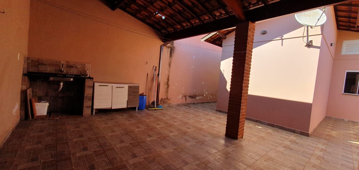 Casa à venda com 2 quartos, 121m² - Foto 11