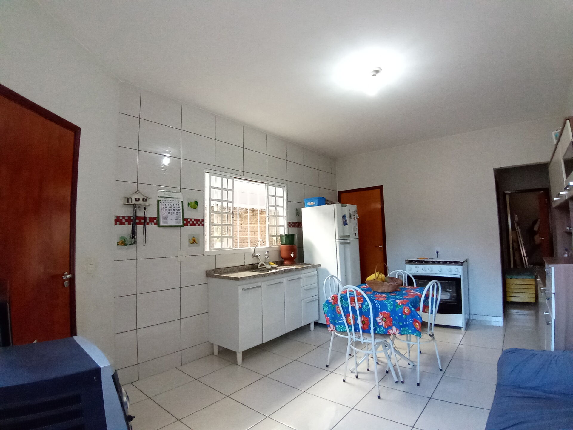 Casa à venda com 2 quartos, 90m² - Foto 5