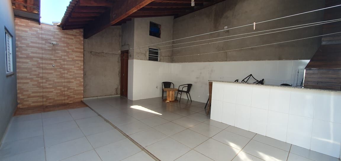 Casa à venda com 2 quartos, 65m² - Foto 7