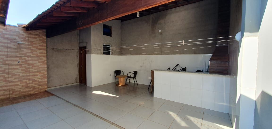 Casa à venda com 2 quartos, 65m² - Foto 6