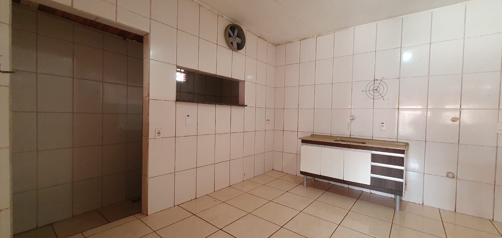 Casa à venda com 2 quartos, 143m² - Foto 4