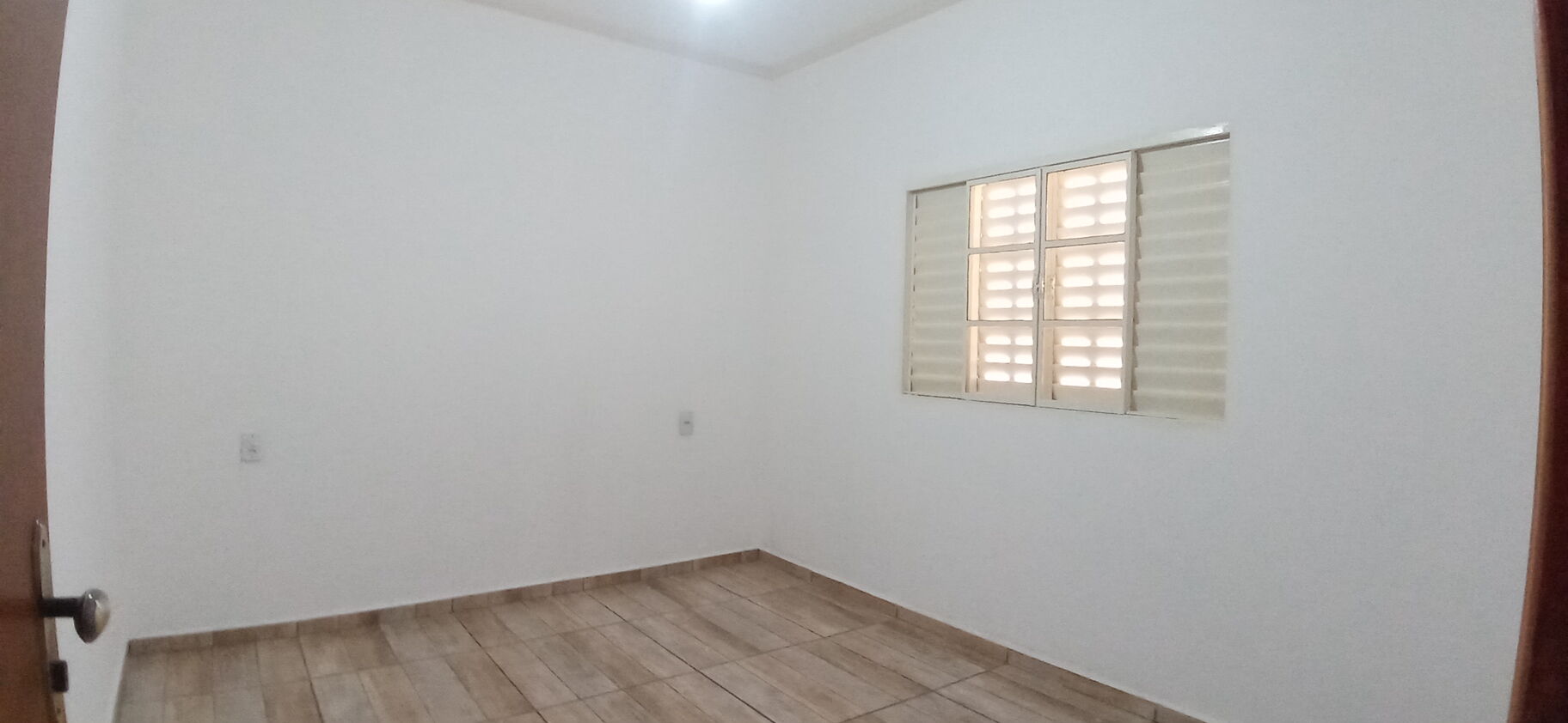 Casa à venda com 4 quartos, 161m² - Foto 4