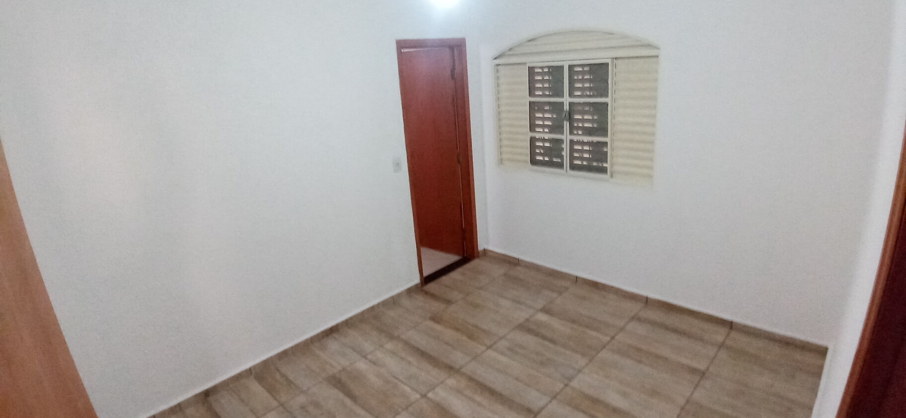 Casa à venda com 4 quartos, 161m² - Foto 3