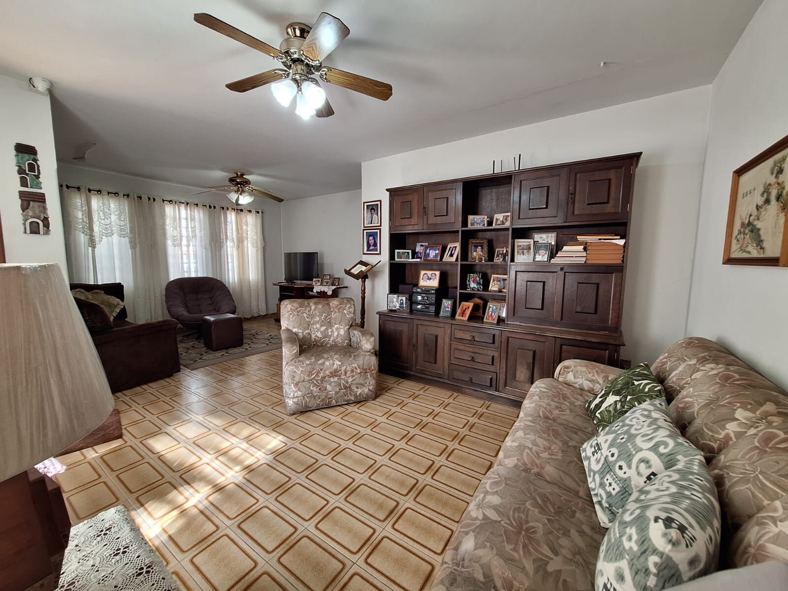 Casa à venda com 5 quartos, 198m² - Foto 4