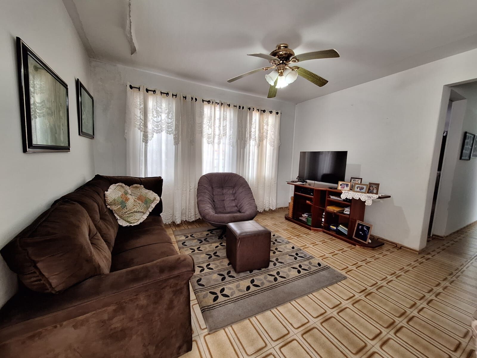 Casa à venda com 5 quartos, 198m² - Foto 6