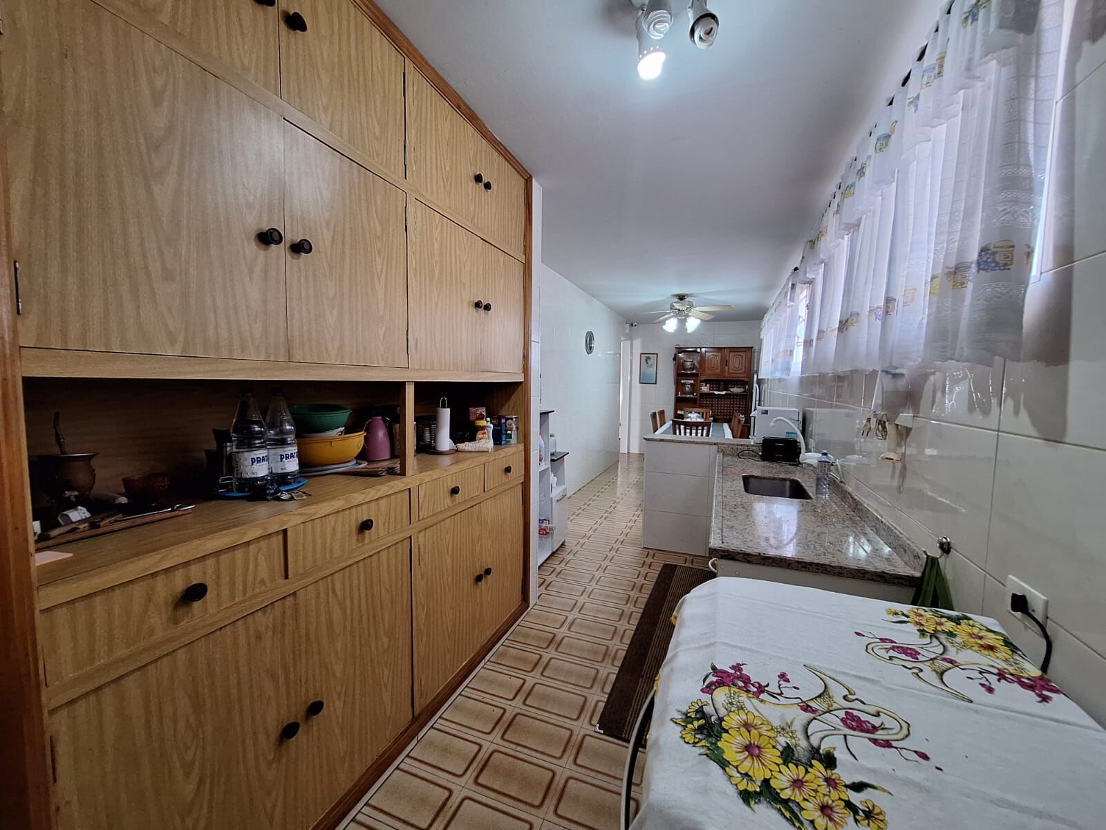 Casa à venda com 5 quartos, 198m² - Foto 10