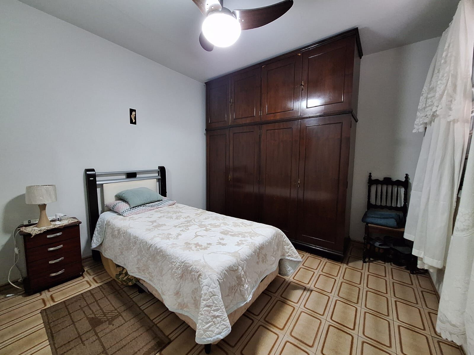 Casa à venda com 5 quartos, 198m² - Foto 14