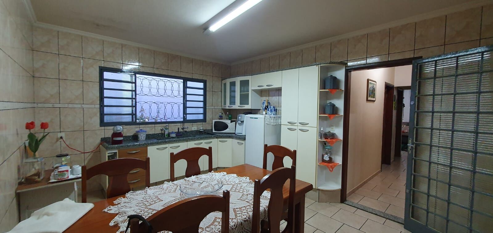 Casa à venda com 4 quartos, 140m² - Foto 4