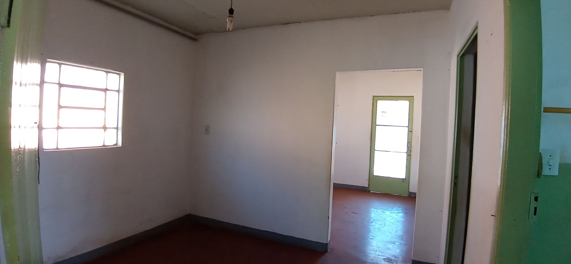 Casa à venda com 3 quartos, 70m² - Foto 4