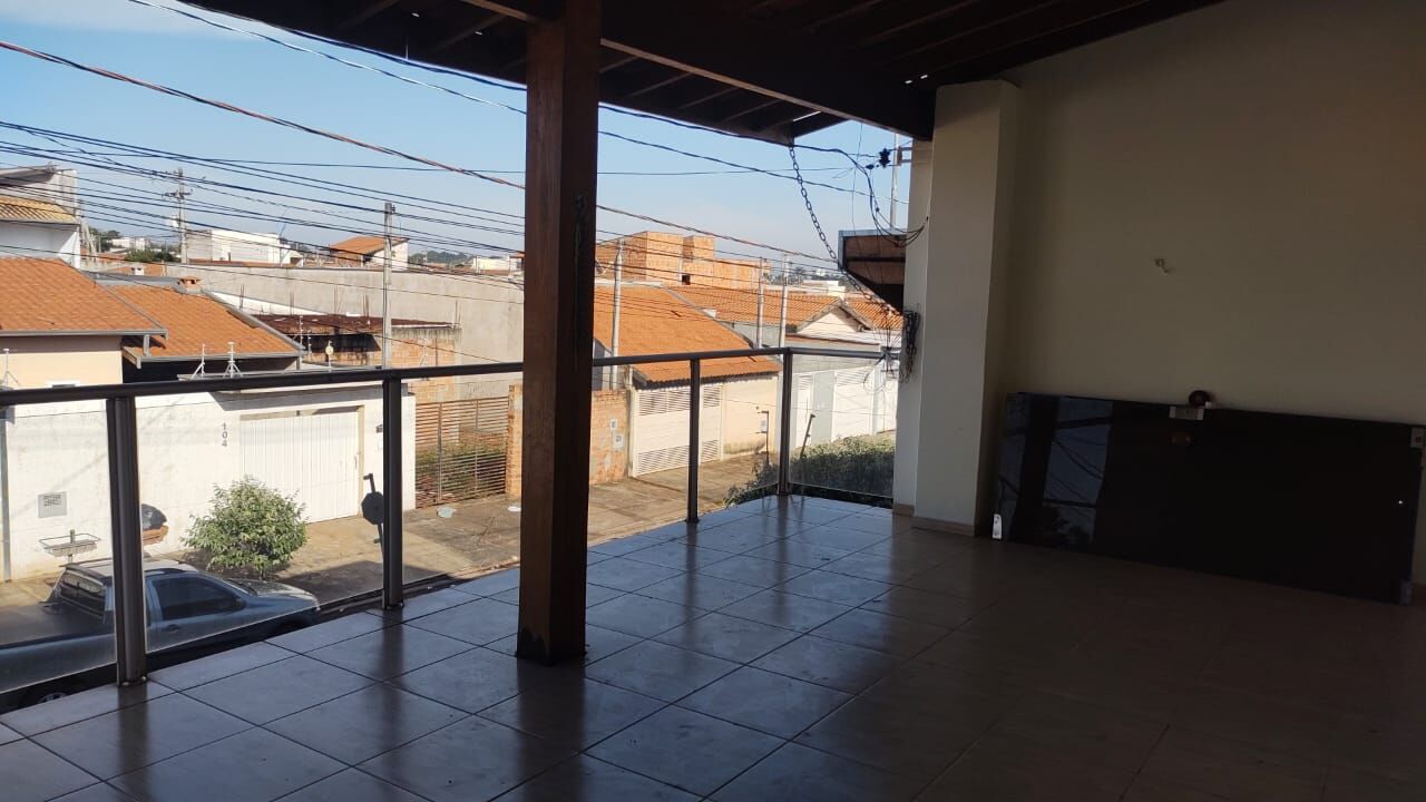 Sobrado à venda com 2 quartos, 308m² - Foto 2