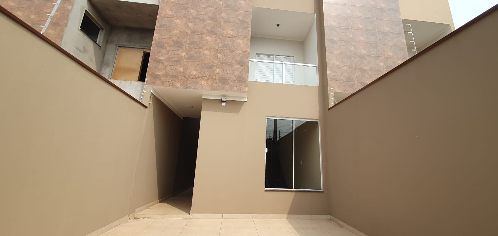 Sobrado à venda com 3 quartos, 120m² - Foto 2