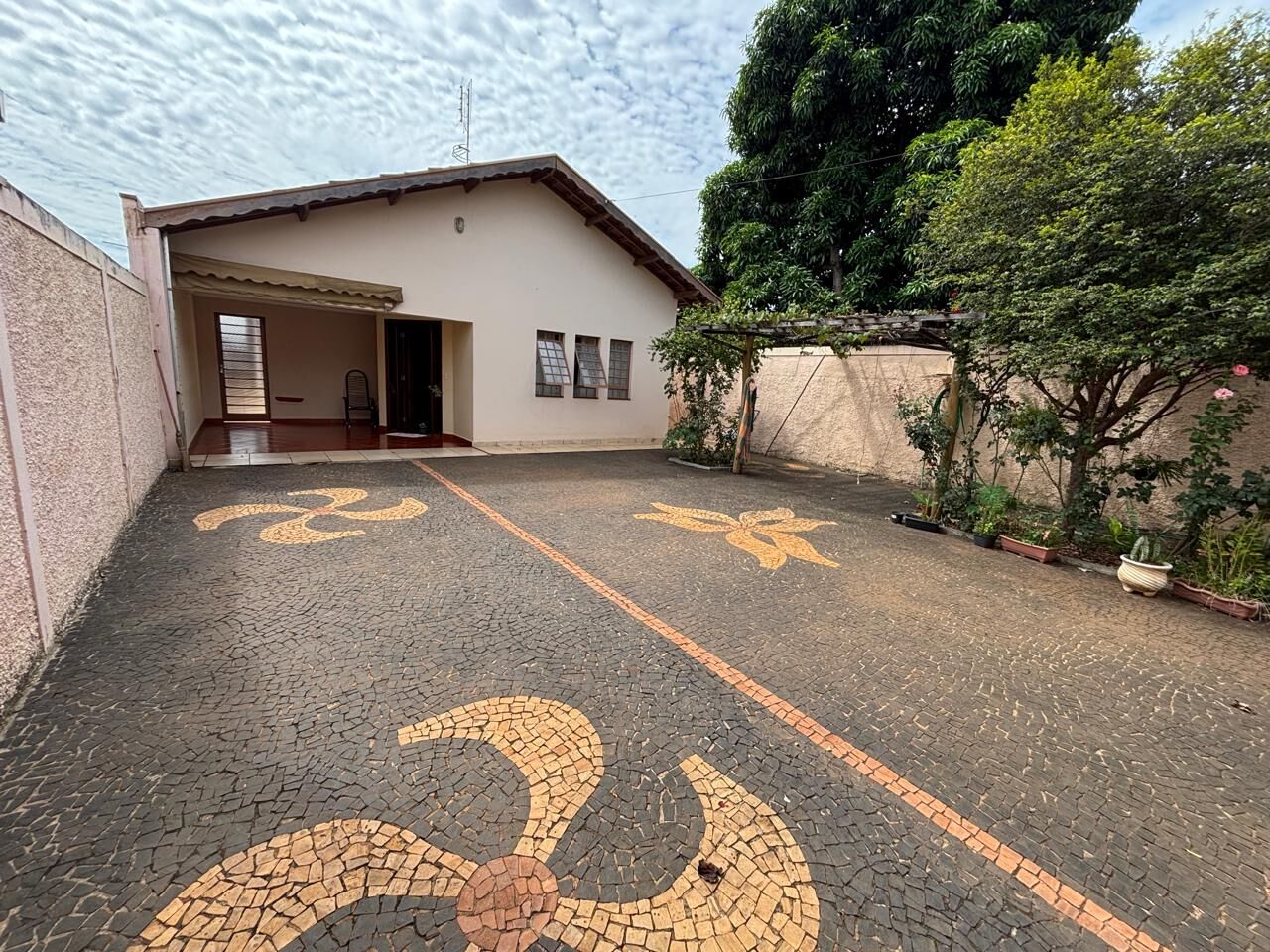 Casa, 3 quartos, 133 m² - Foto 2