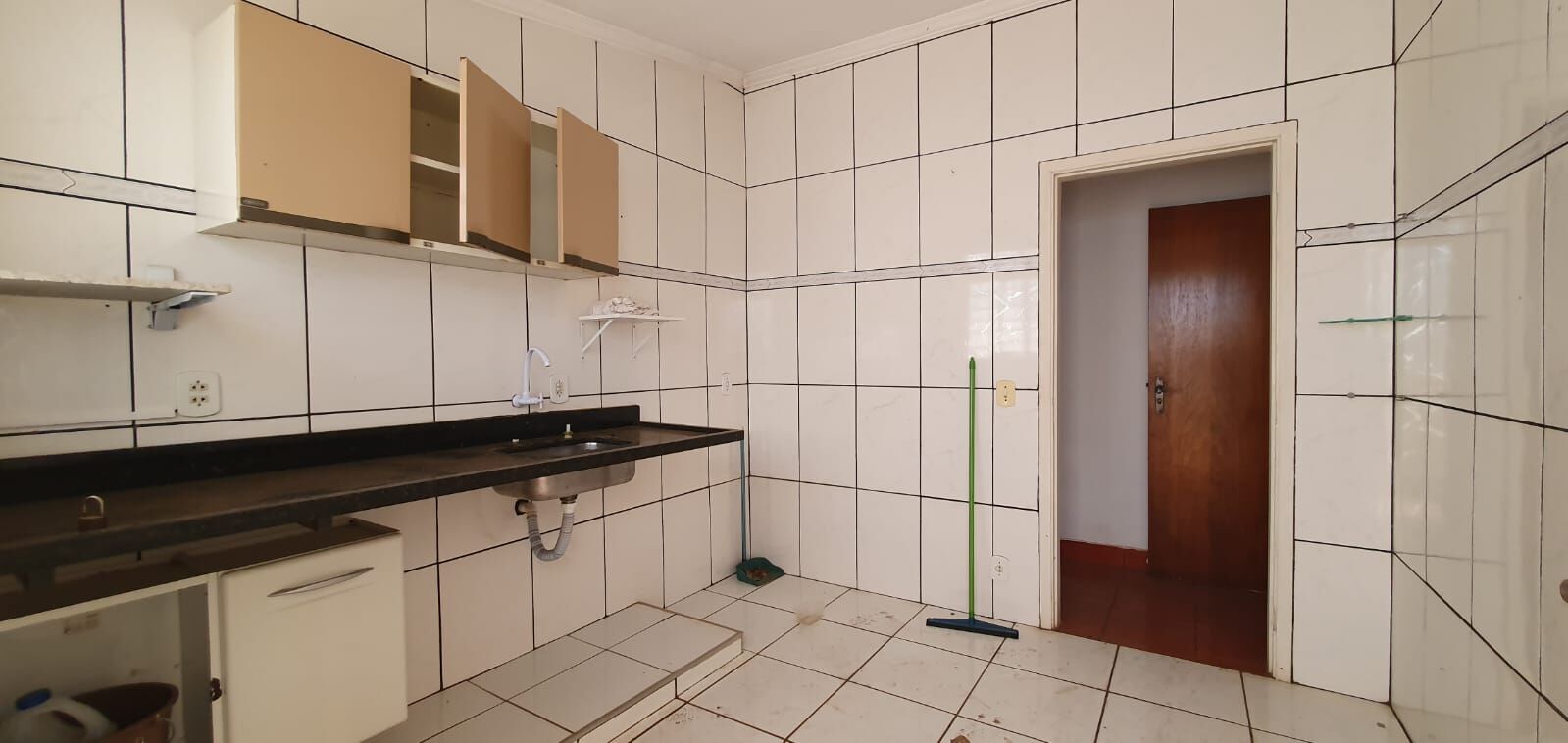 Casa à venda com 4 quartos, 134m² - Foto 5