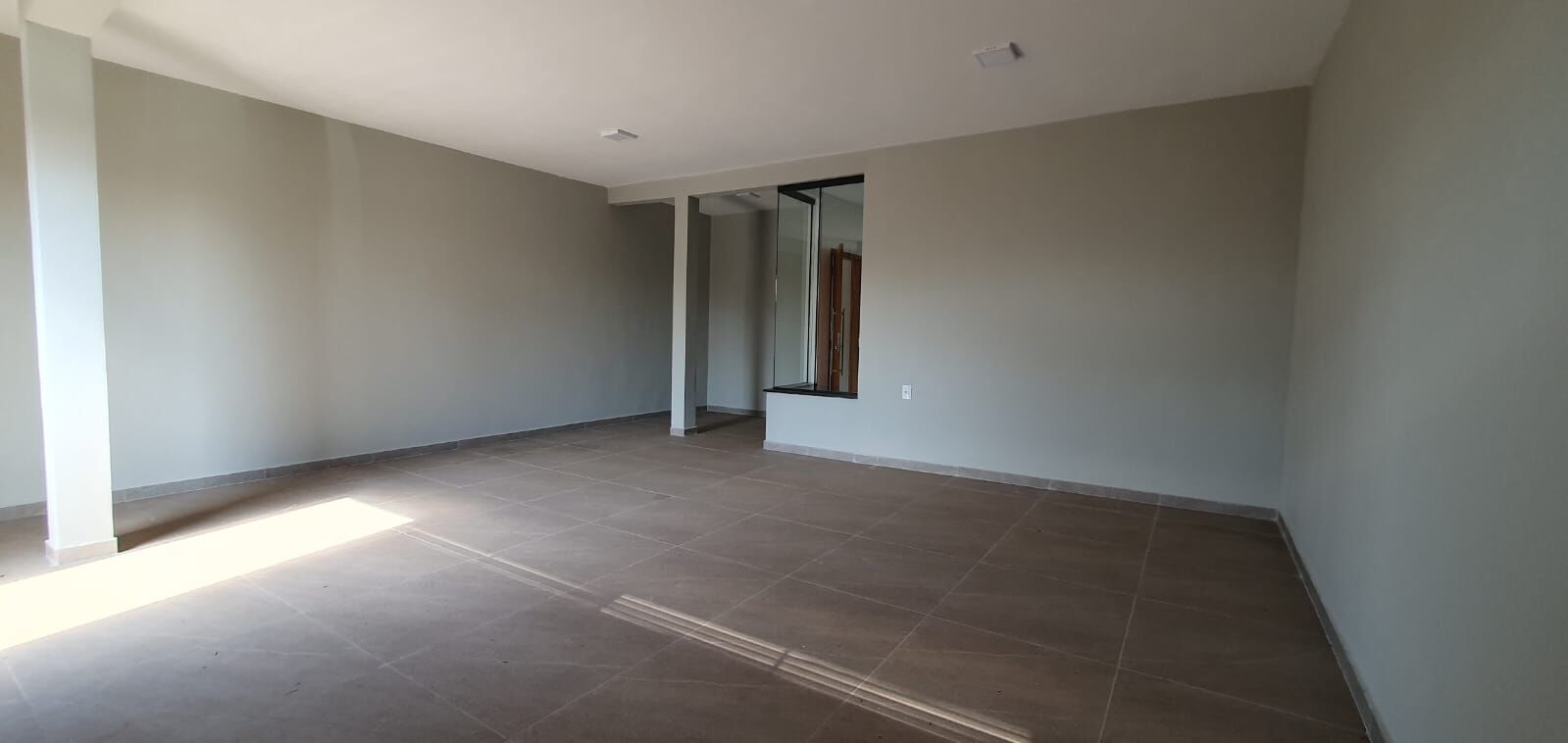 Sobrado à venda com 3 quartos, 210m² - Foto 2