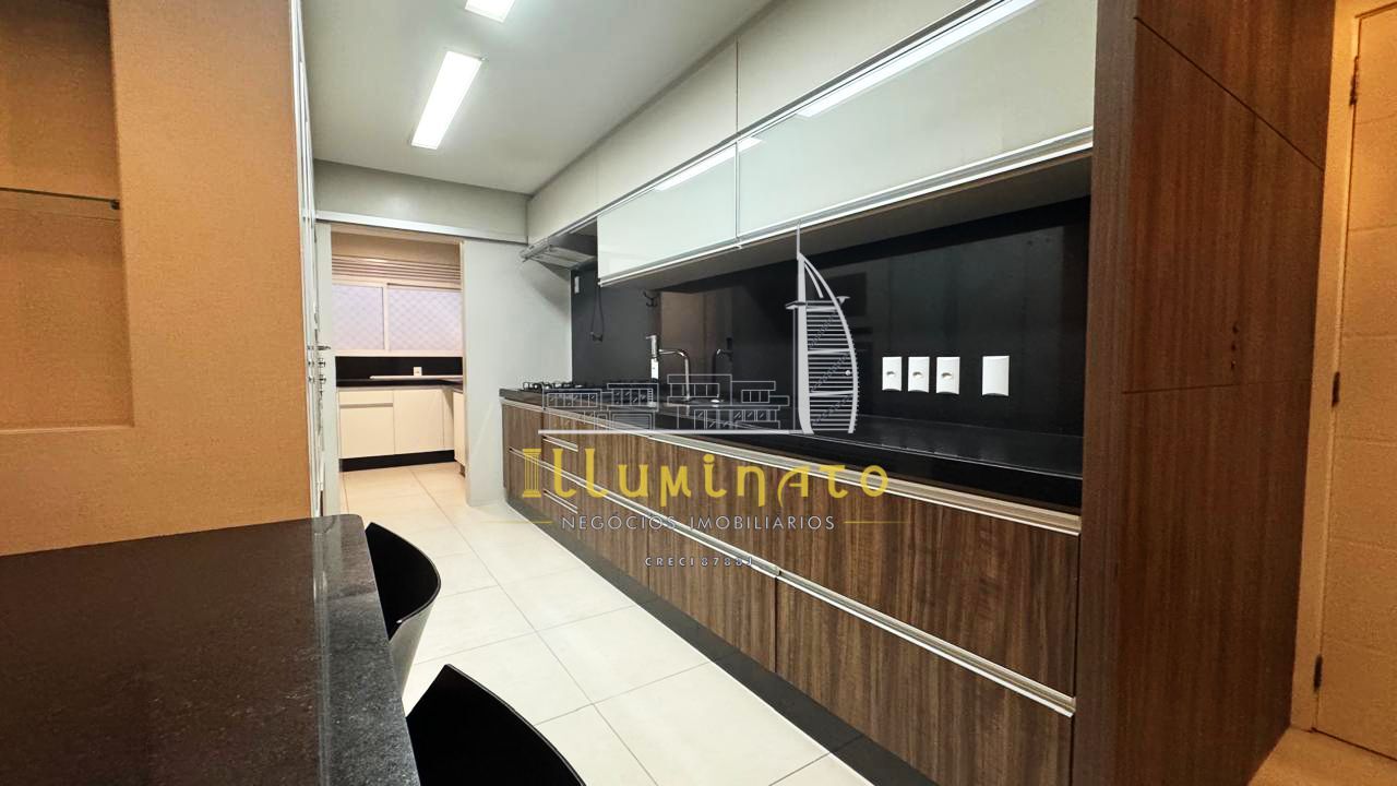 Apartamento à venda com 3 quartos, 140m² - Foto 7