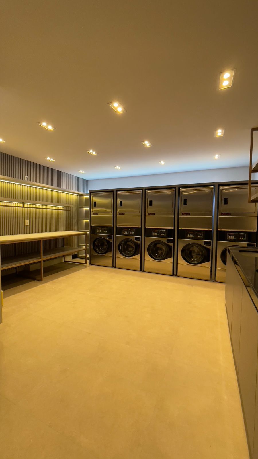 Apartamento à venda com 1 quarto, 32m² - Foto 16