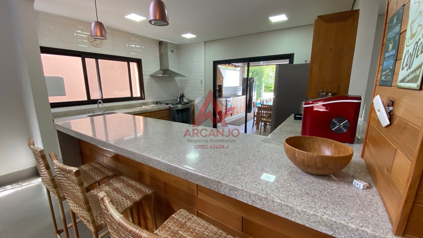 Casa, 4 quartos, 282 m² - Foto 32