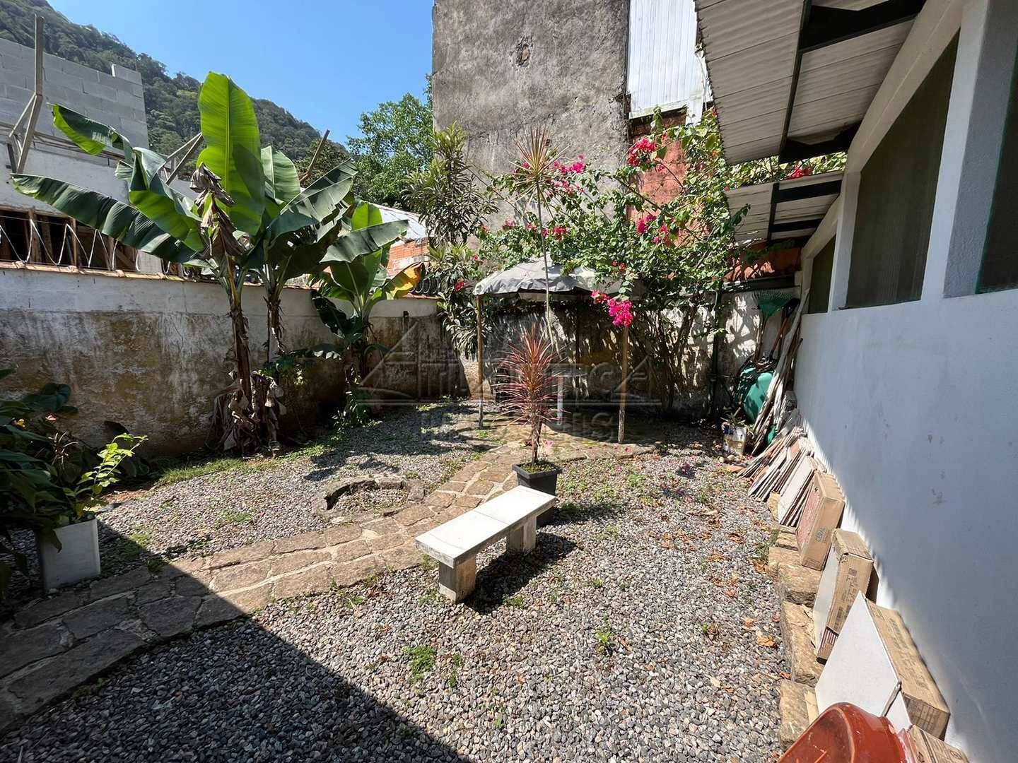 Casa, 4 quartos, 215 m² - Foto 32