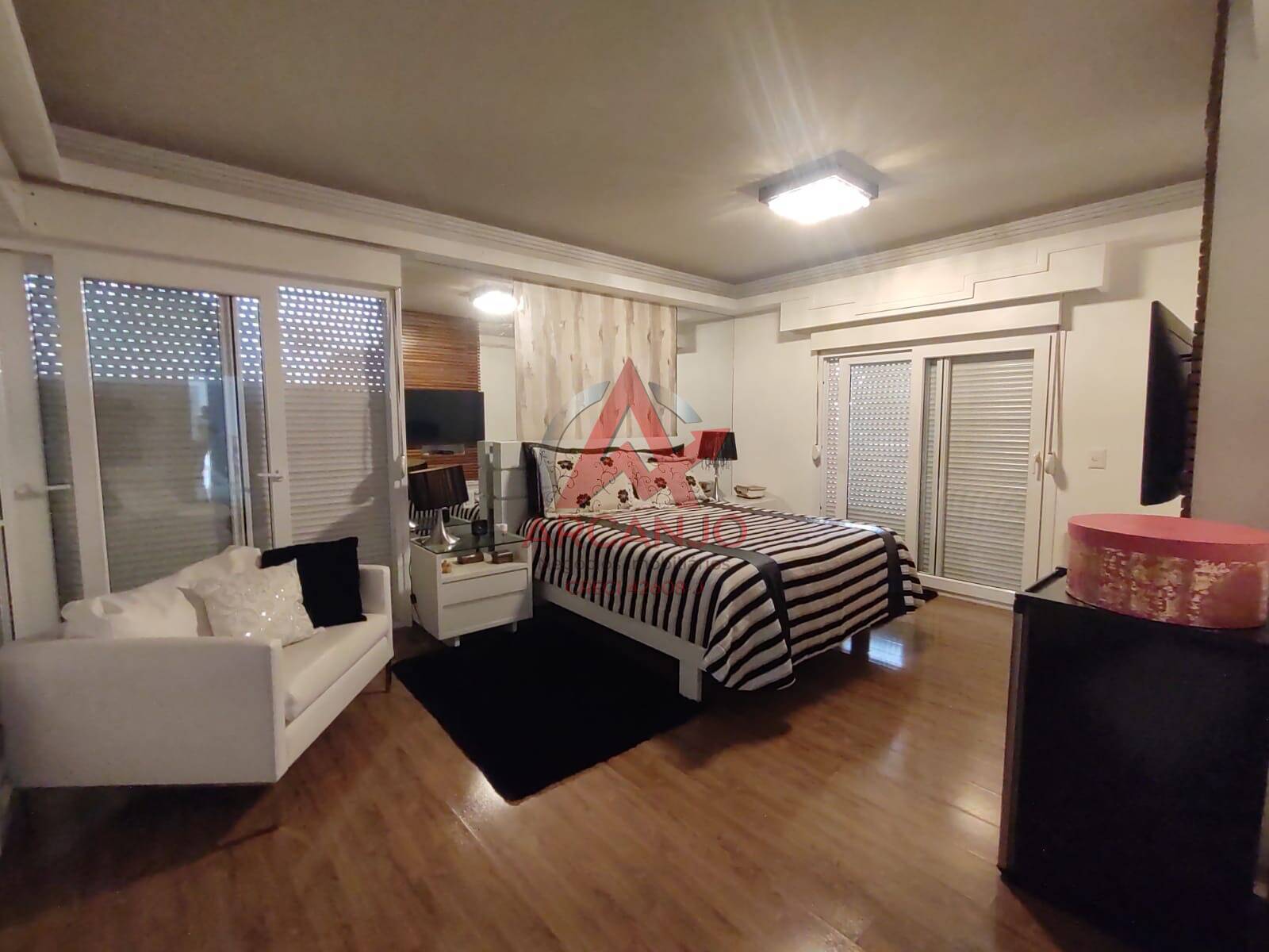 Casa, 7 quartos, 4308 m² - Foto 35