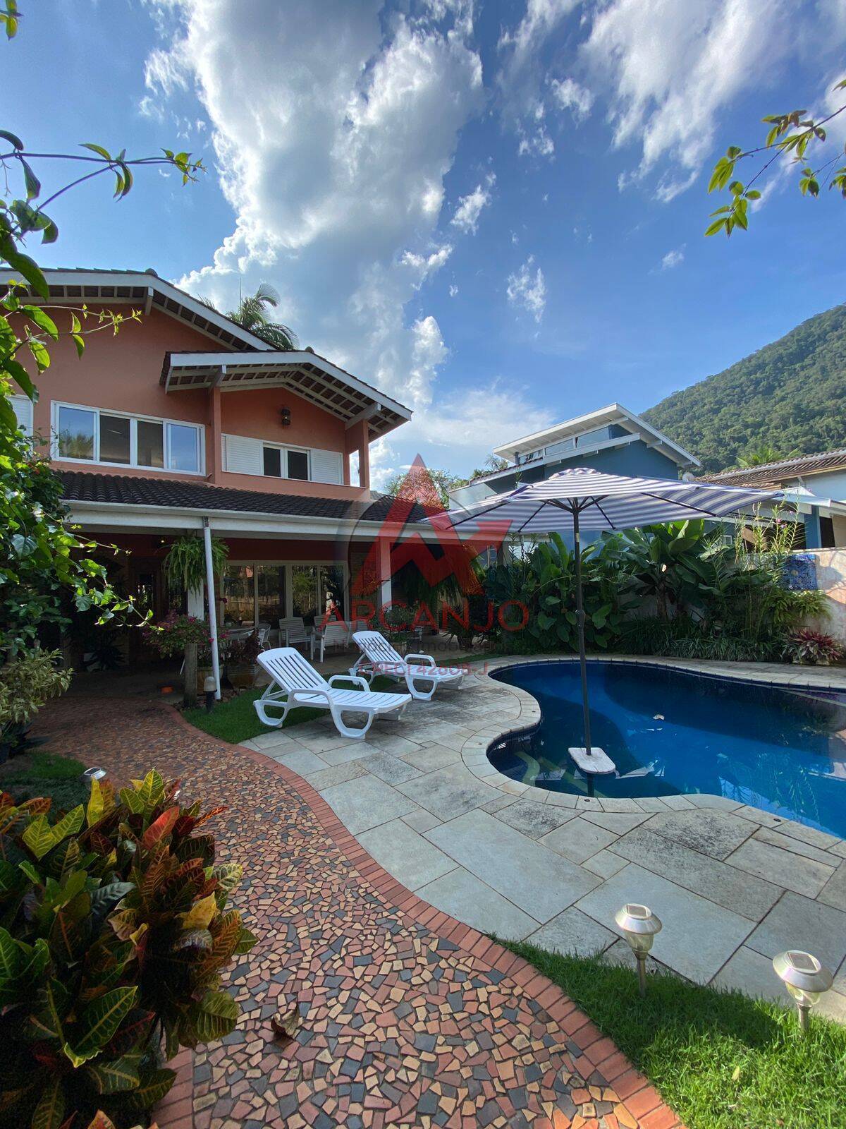 Casa, 4 quartos, 282 m² - Foto 6