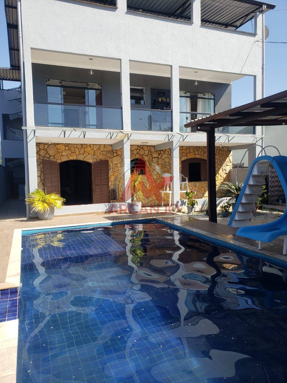 Sobrado, 5 quartos, 444 m² - Foto 2