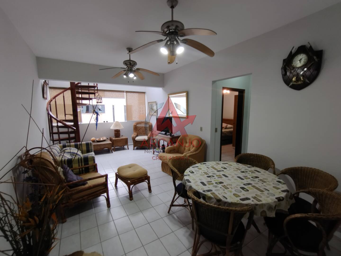 Apartamento, 2 quartos, 120 m² - Foto 1