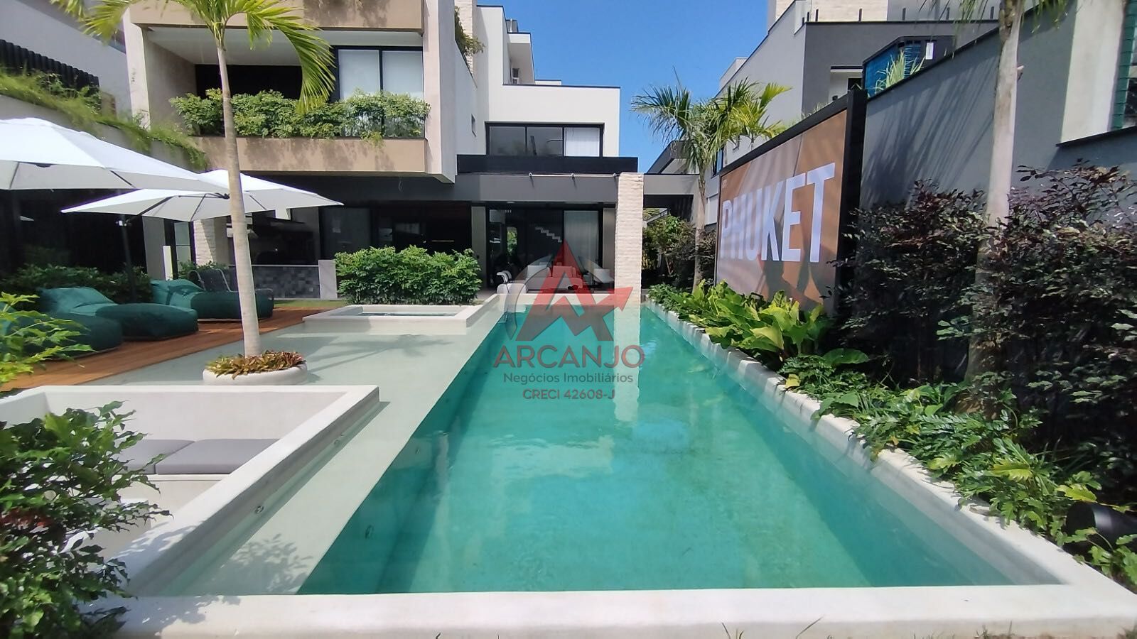 Casa, 7 quartos, 834 m² - Foto 1