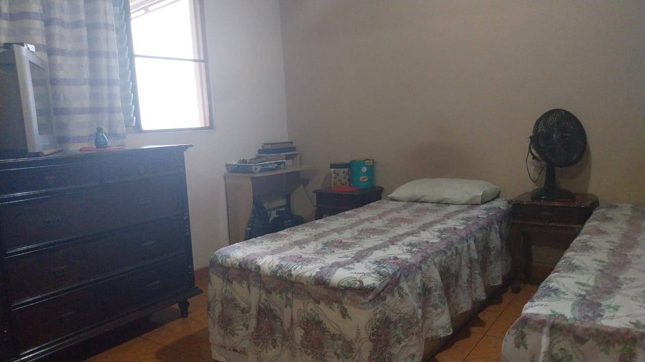 Sobrado, 8 quartos, 370 m² - Foto 32