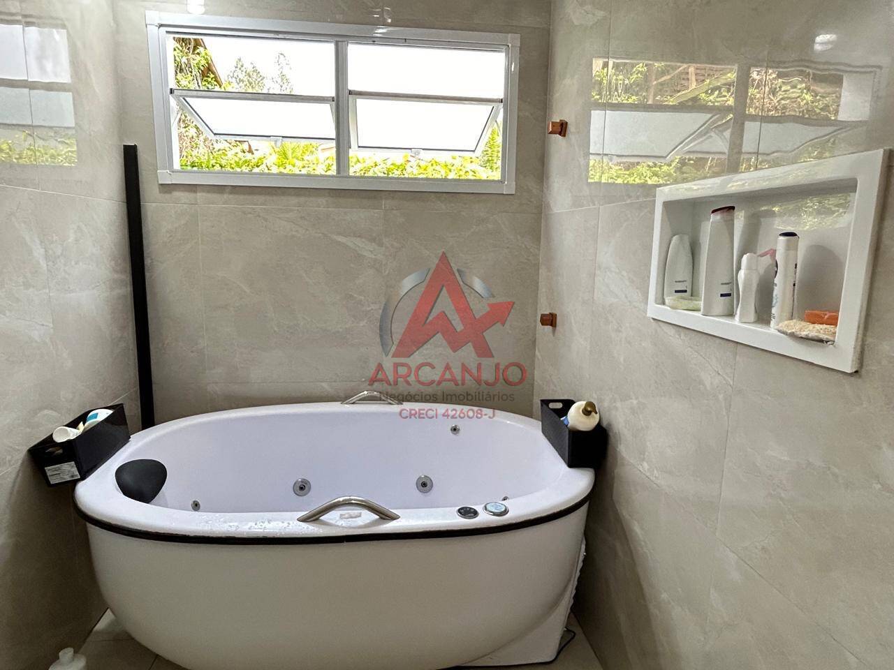 Casa, 4 quartos, 302 m² - Foto 21