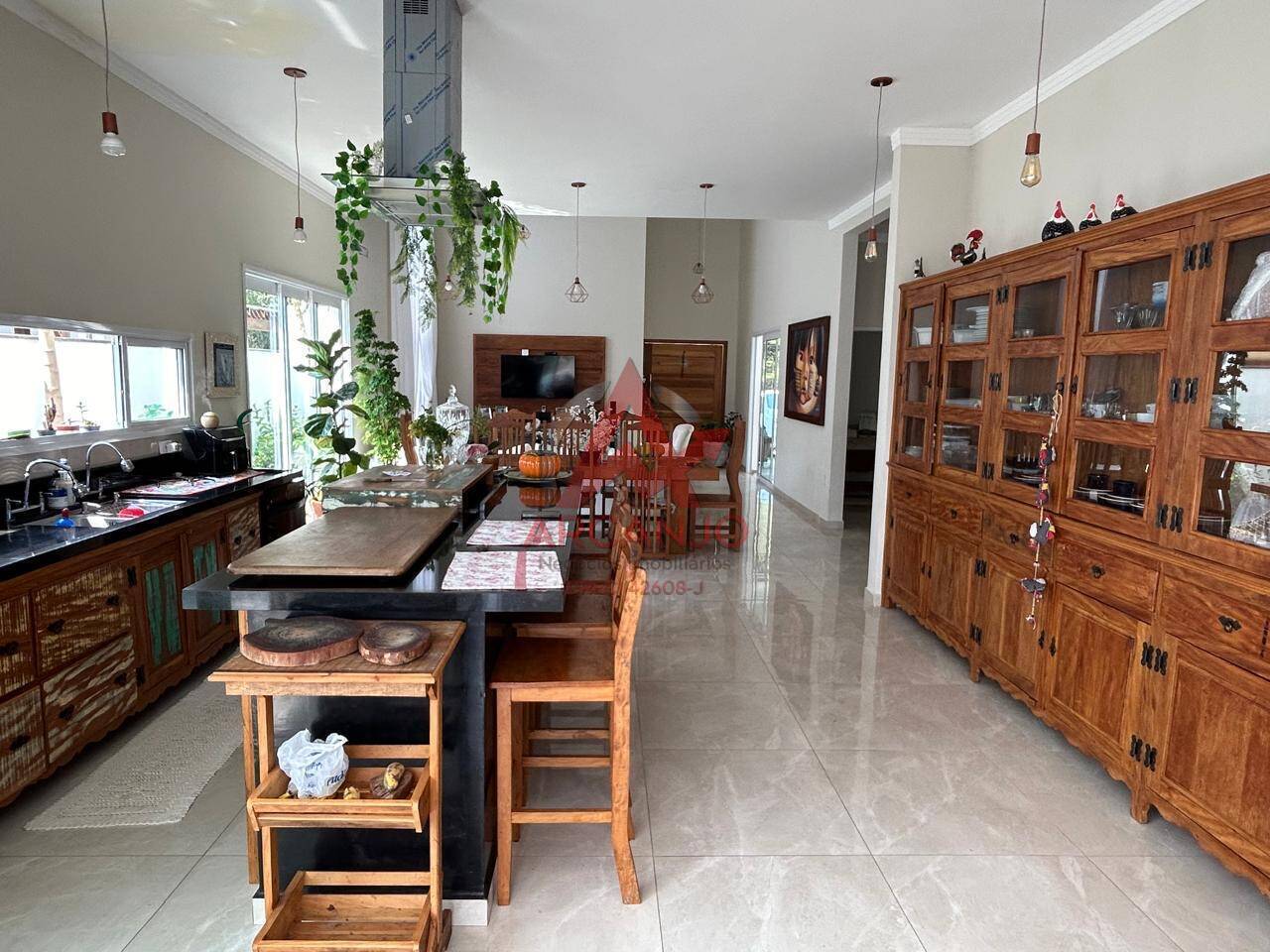 Casa, 4 quartos, 302 m² - Foto 22