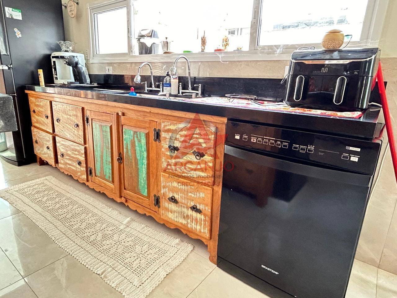 Casa, 4 quartos, 302 m² - Foto 15