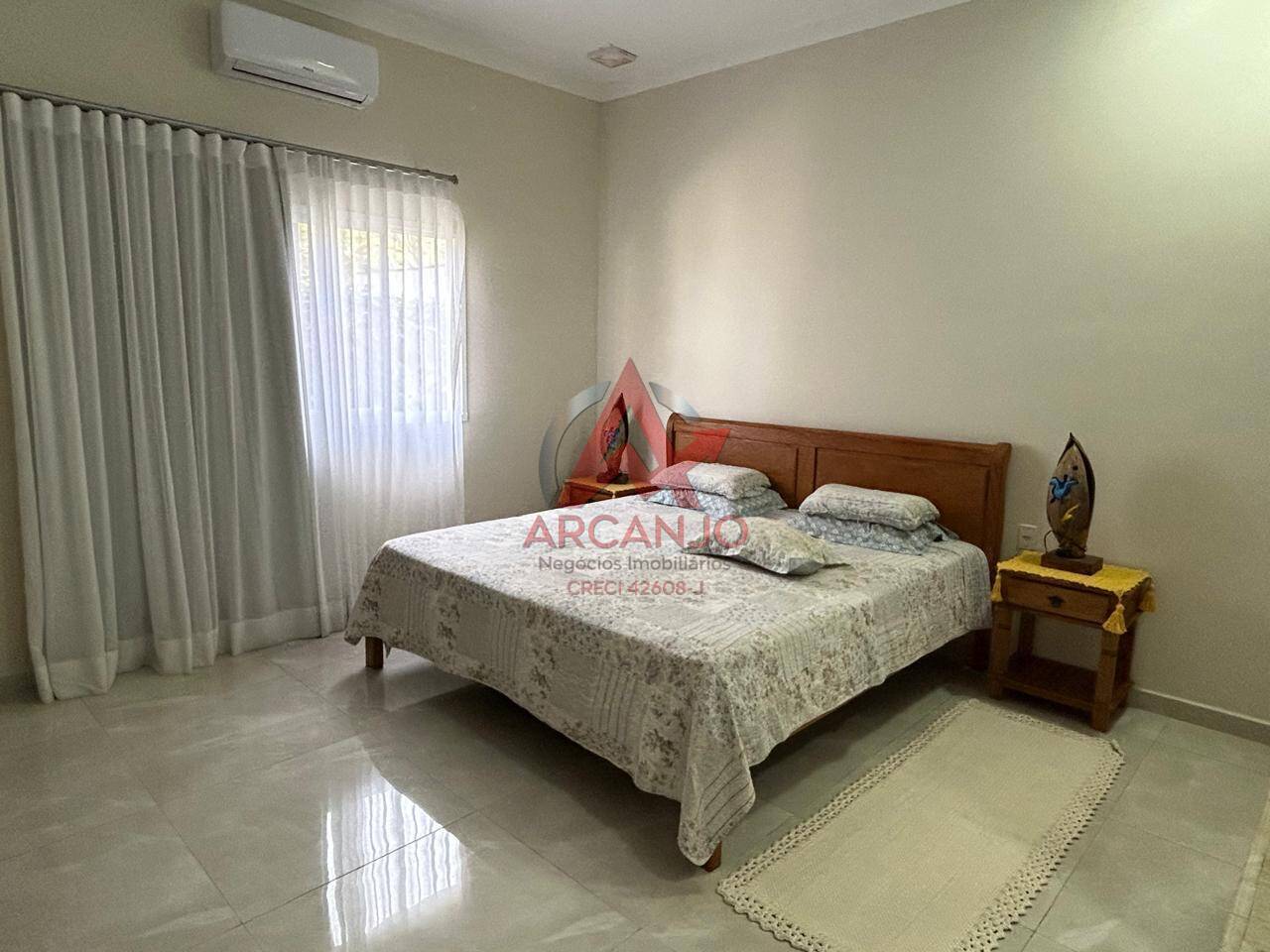 Casa, 4 quartos, 302 m² - Foto 20