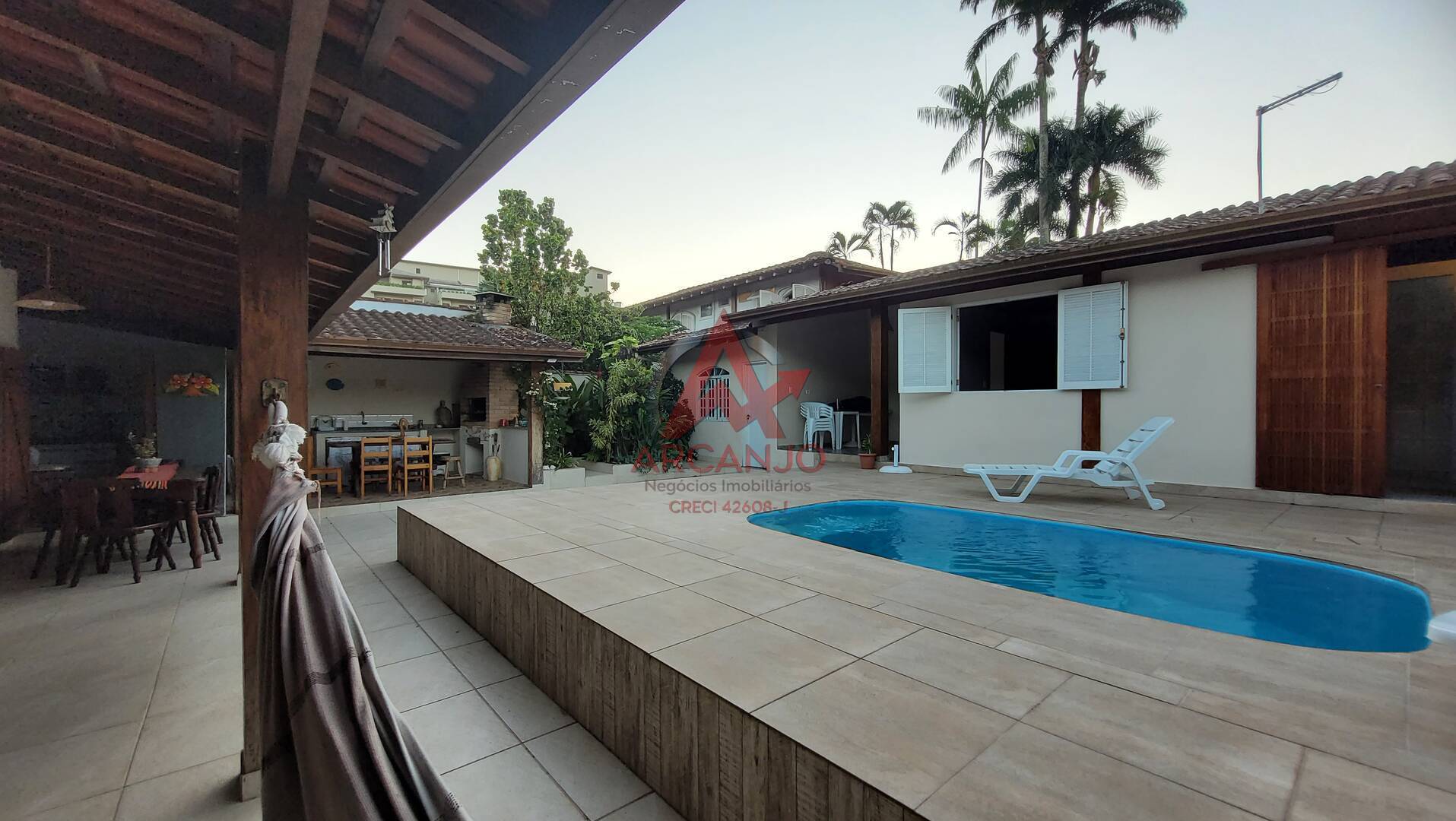 Casa, 6 quartos, 200 m² - Foto 33