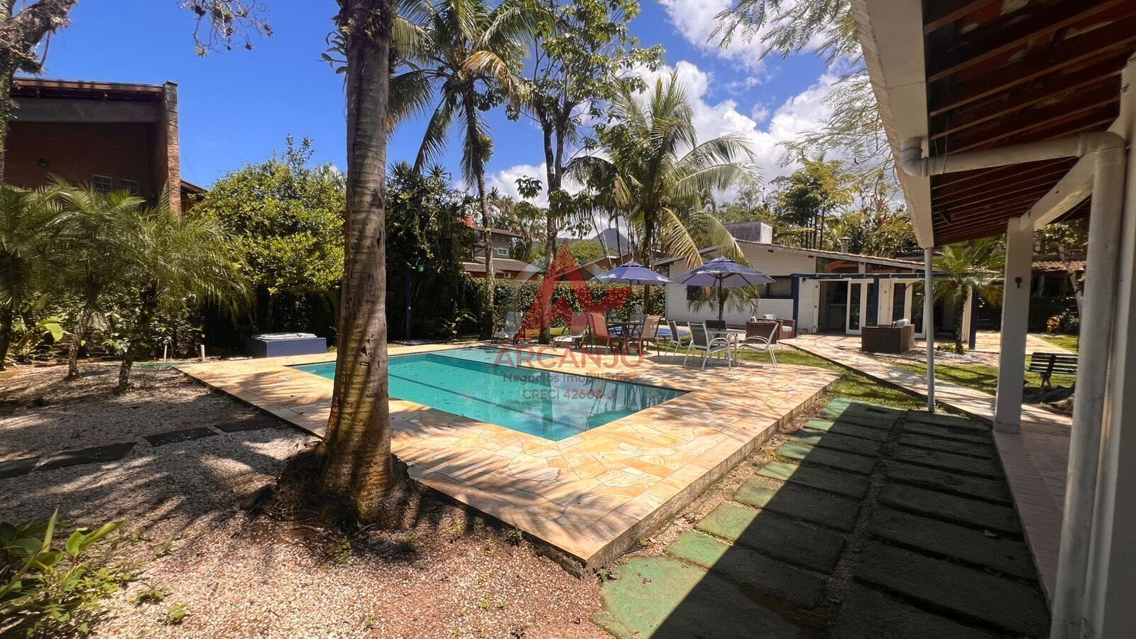 Casa, 5 quartos, 300 m² - Foto 46