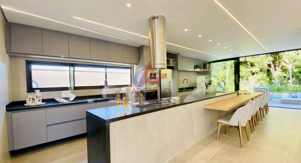 Casa, 6 quartos, 420 m² - Foto 35