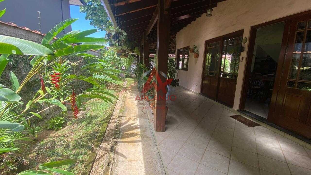 Casa, 5 quartos, 250 m² - Foto 13