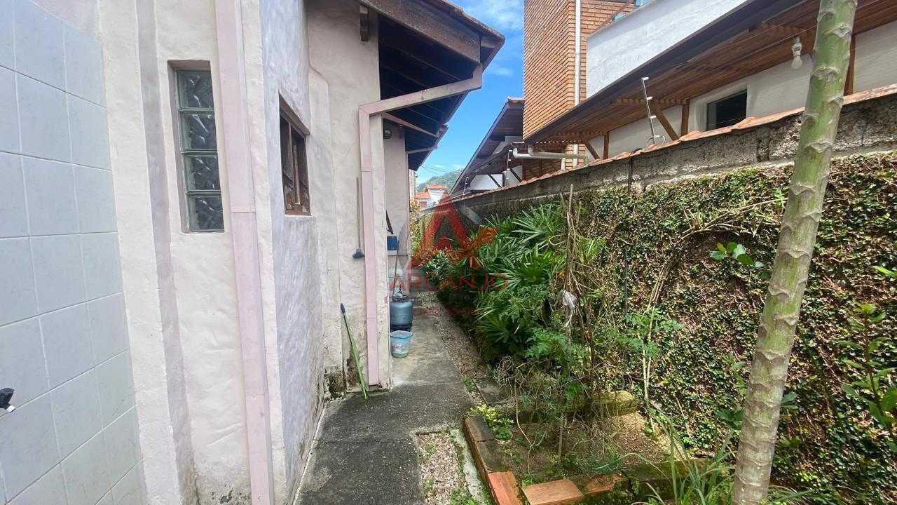 Casa, 5 quartos, 250 m² - Foto 12