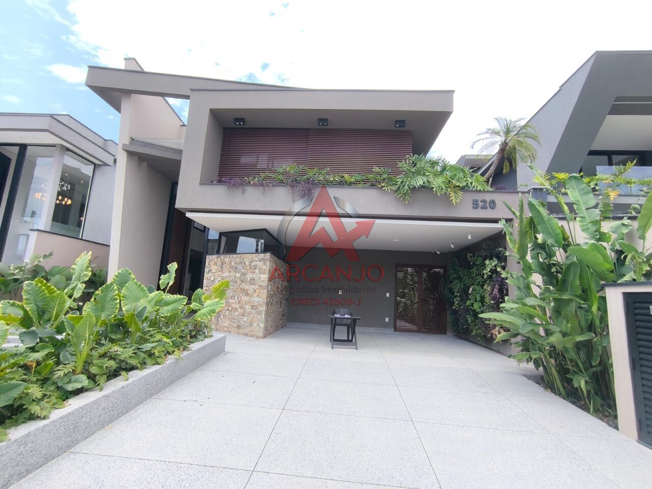 Casa, 5 quartos, 475 m² - Foto 1