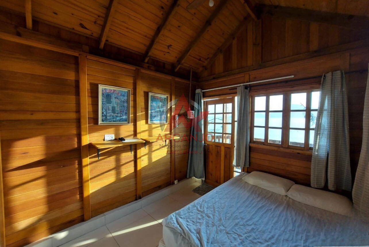 Casa, 3 quartos, 267 m² - Foto 40