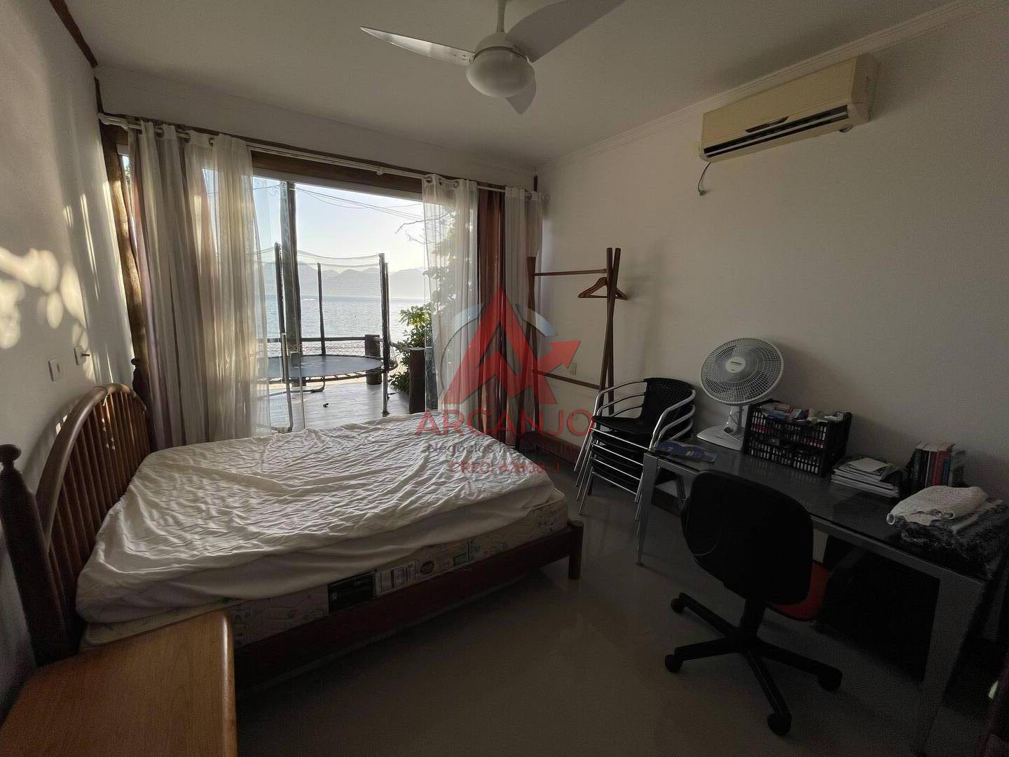 Casa, 3 quartos, 267 m² - Foto 14