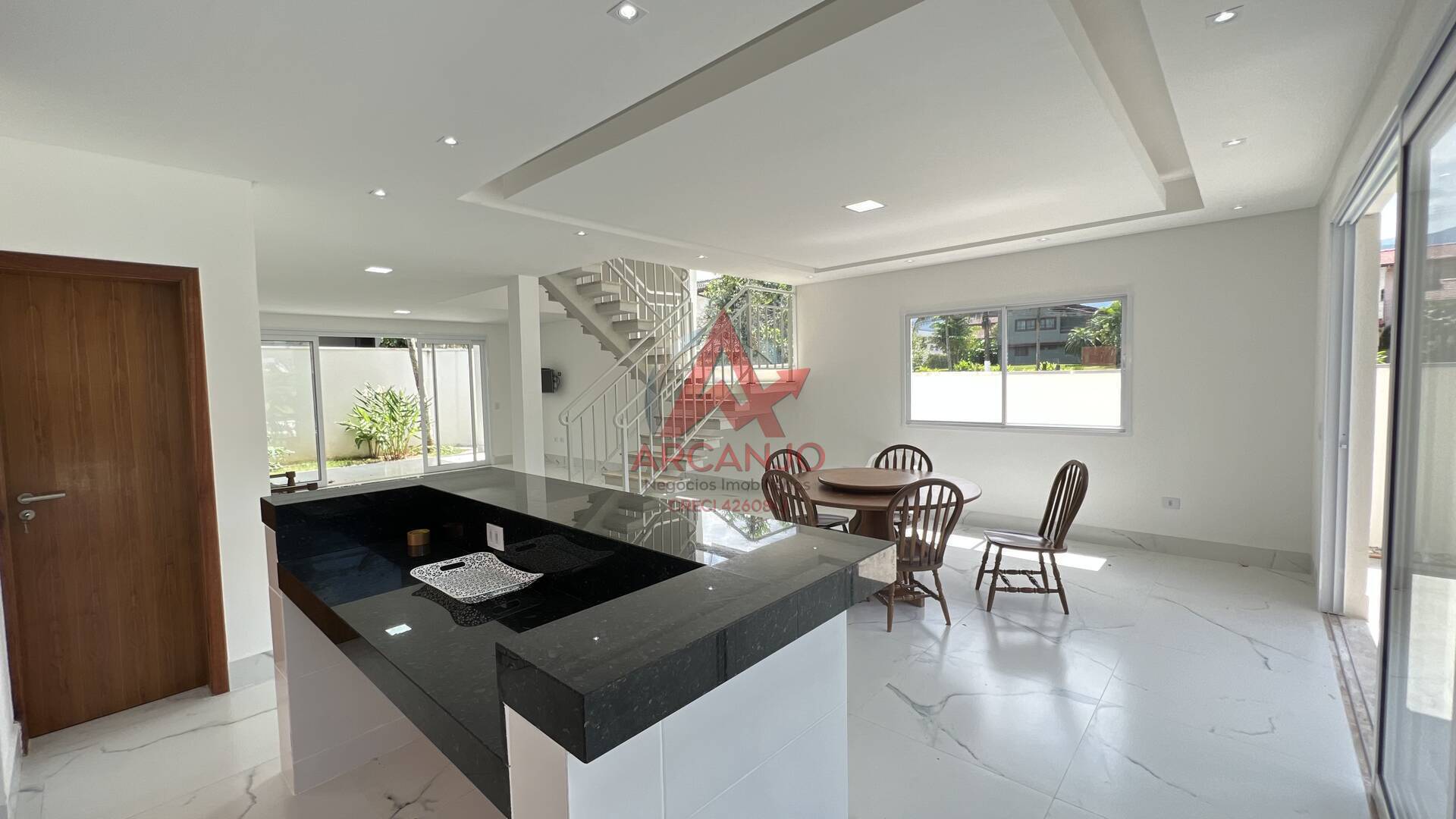 Sobrado, 4 quartos, 360 m² - Foto 8