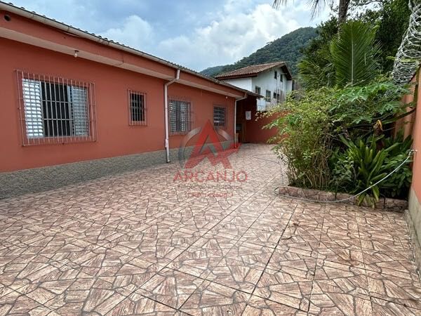 Casa, 3 quartos, 229 m² - Foto 1