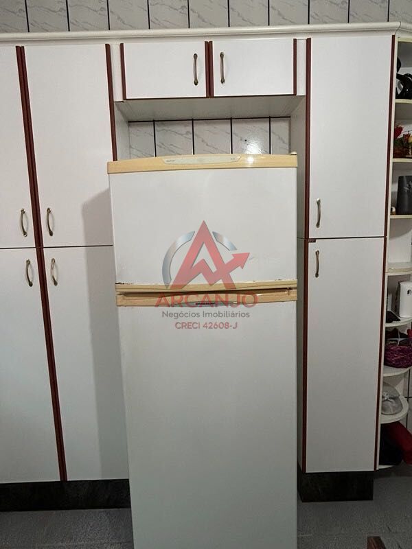 Casa, 3 quartos, 229 m² - Foto 5